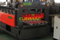 Máy cán tấm sàn kết cấu