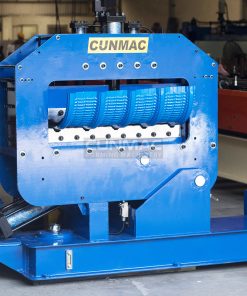 Combine pressing & cutting curve forming machine
