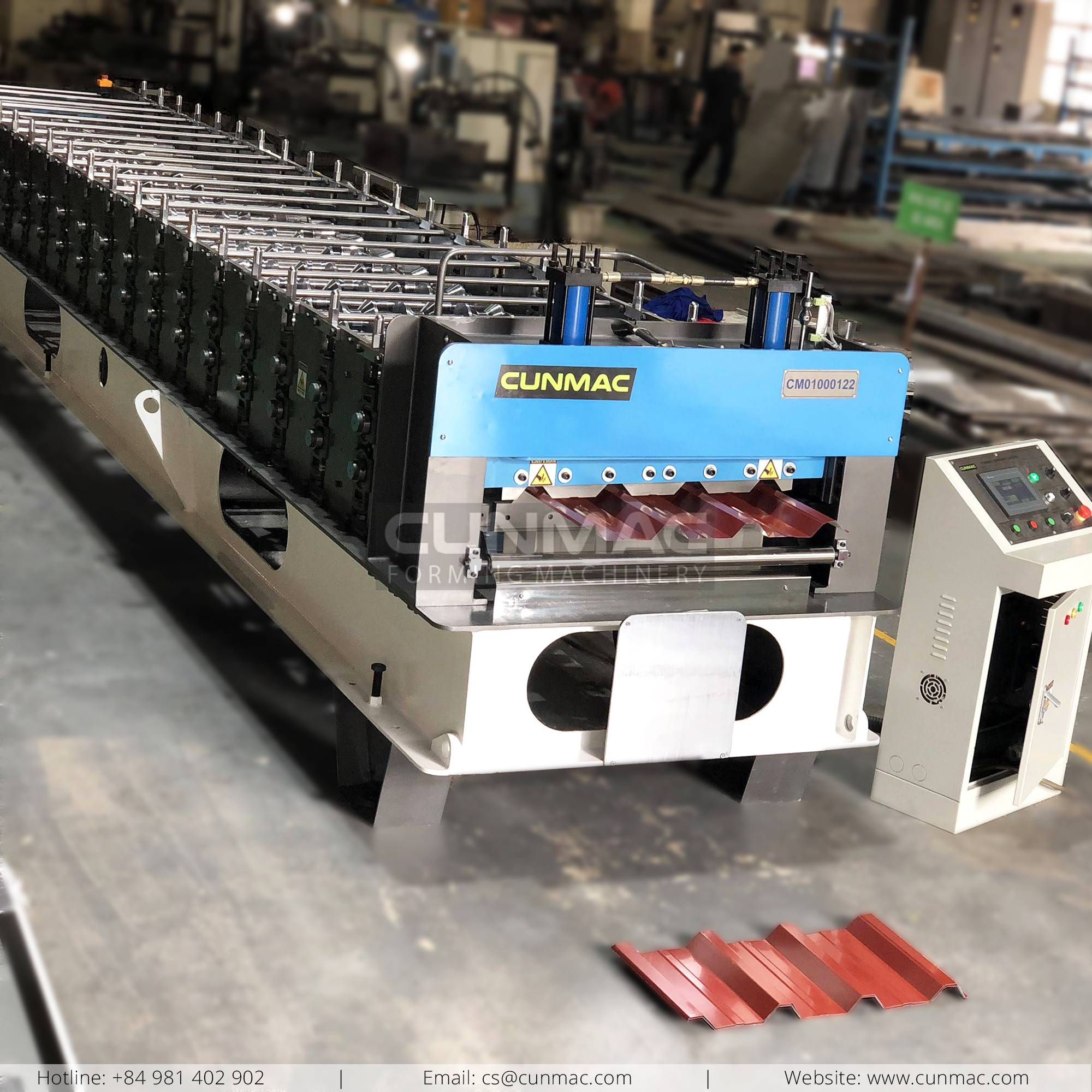 Roll forming machine