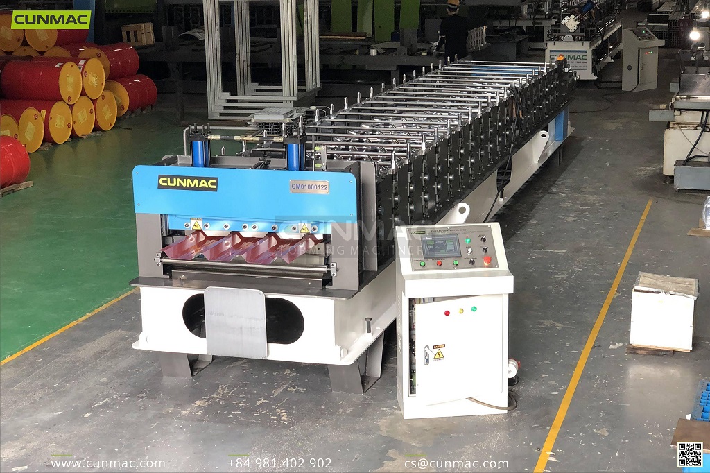 Trapezoidal 4 rib roofing roll forming machine - CUNMAC Vietnam