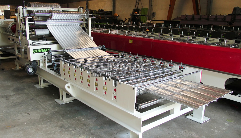 Laminated PE foam roll forming machine