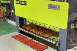 Automatic stacking system for roofing sheet production line