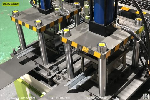 Batten (reng) roll forming machine