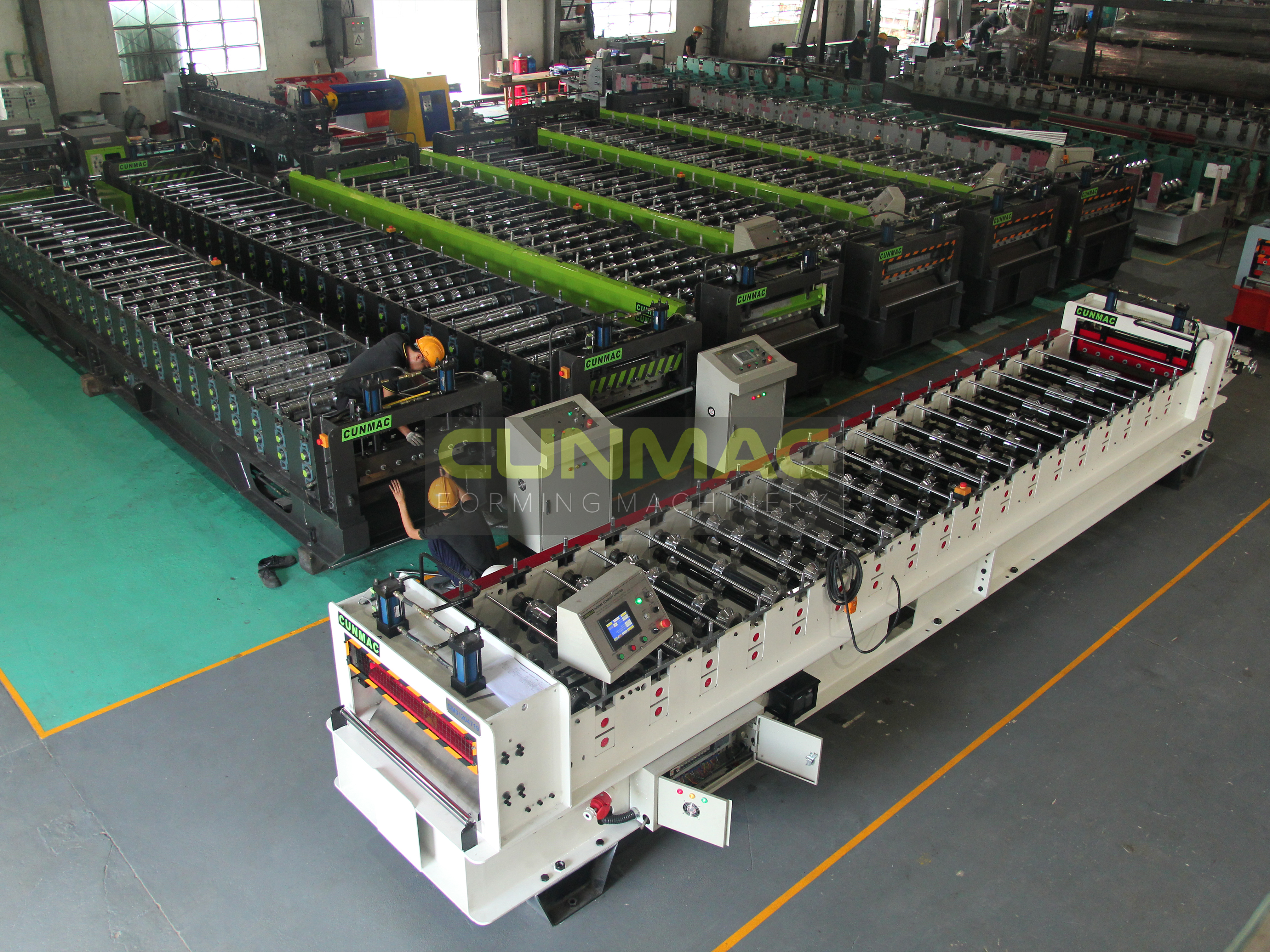 Common types of roofing roll forming machine