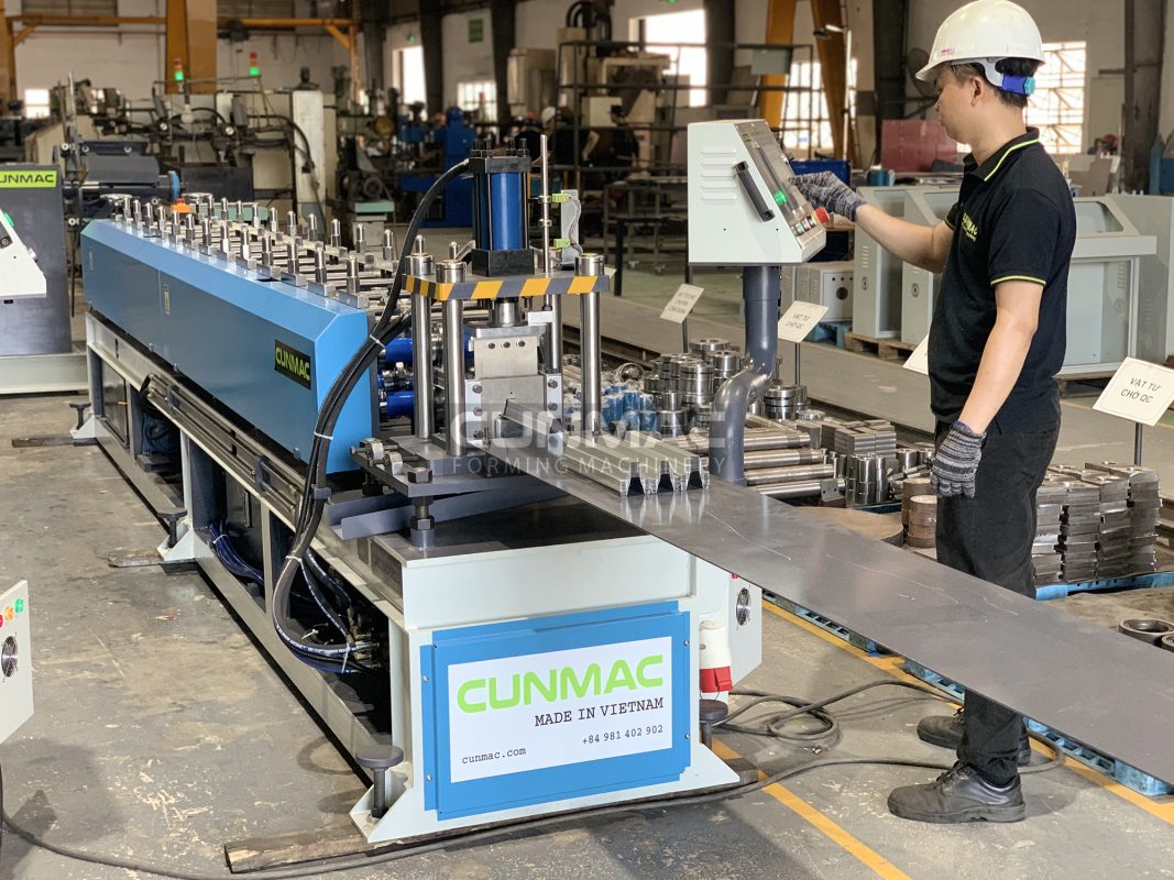 Batten/Hat channel roll forming machine with material thickness 1.0mm - CUNMAC Vietnam
