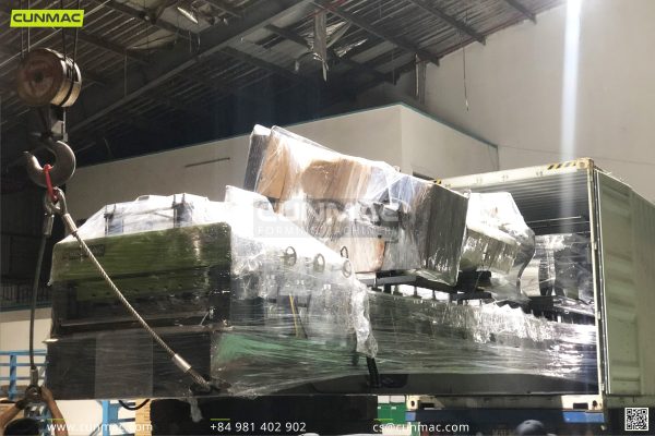 shipment of 6 rib roofing roll forming machine
