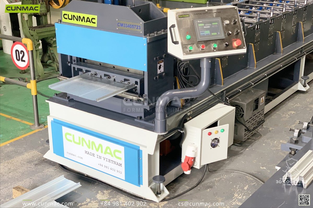 Snaplock roll forming machine - CUNMAC Vietnam